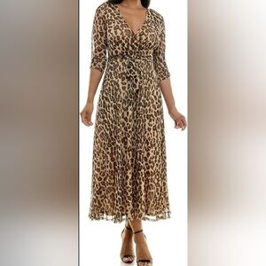 Chic Leopard Print Midi Dress